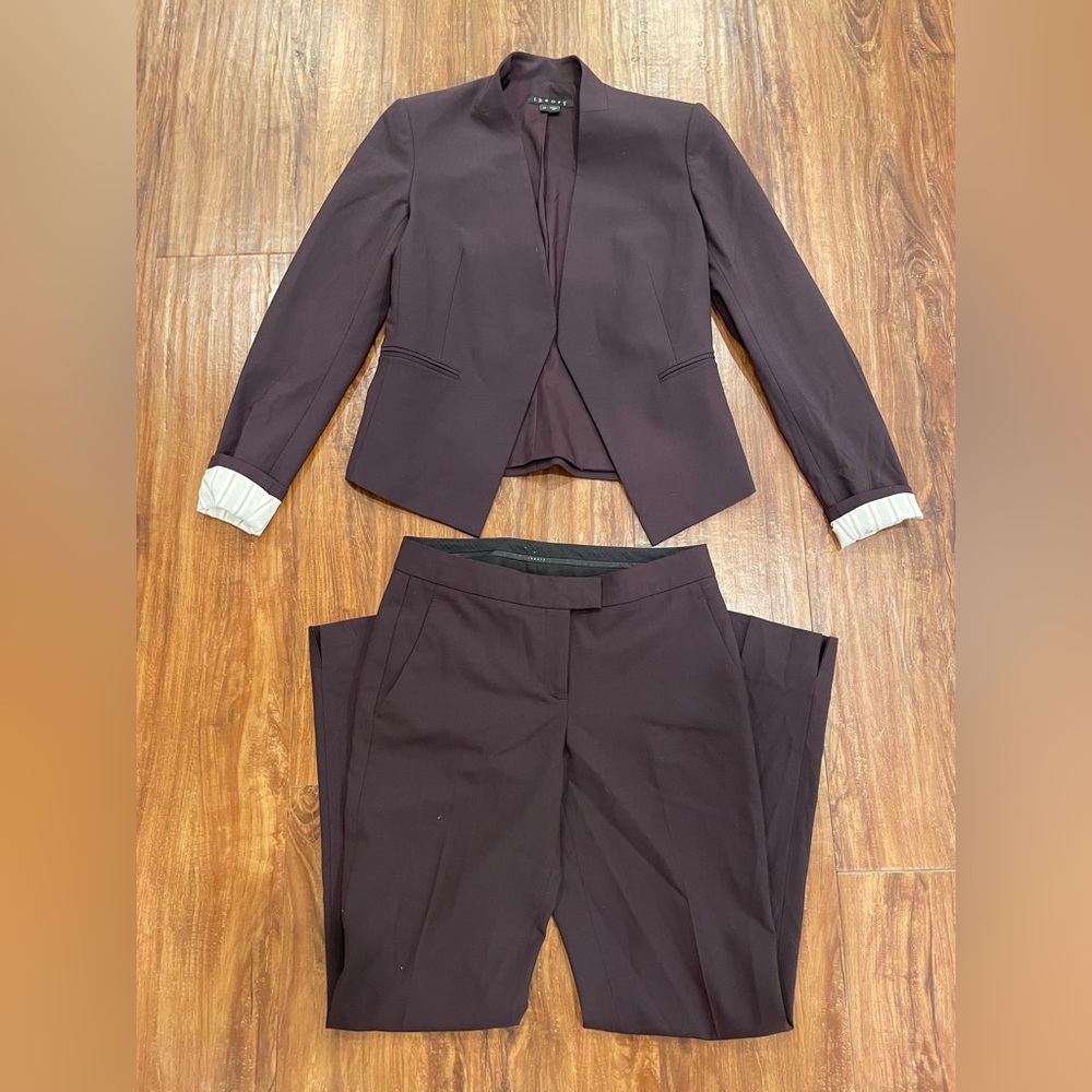 THEORY Blazer and trousers